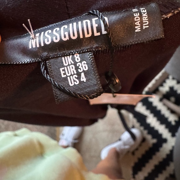 ASOS misguided bride squad robe NWT size 4 us - Picture 5 of 6